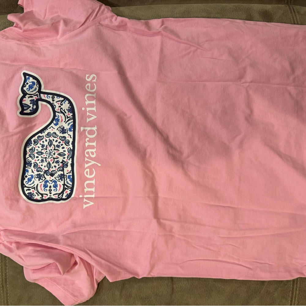 Vineyard Vines Girls Pink Floral Whale Tee
